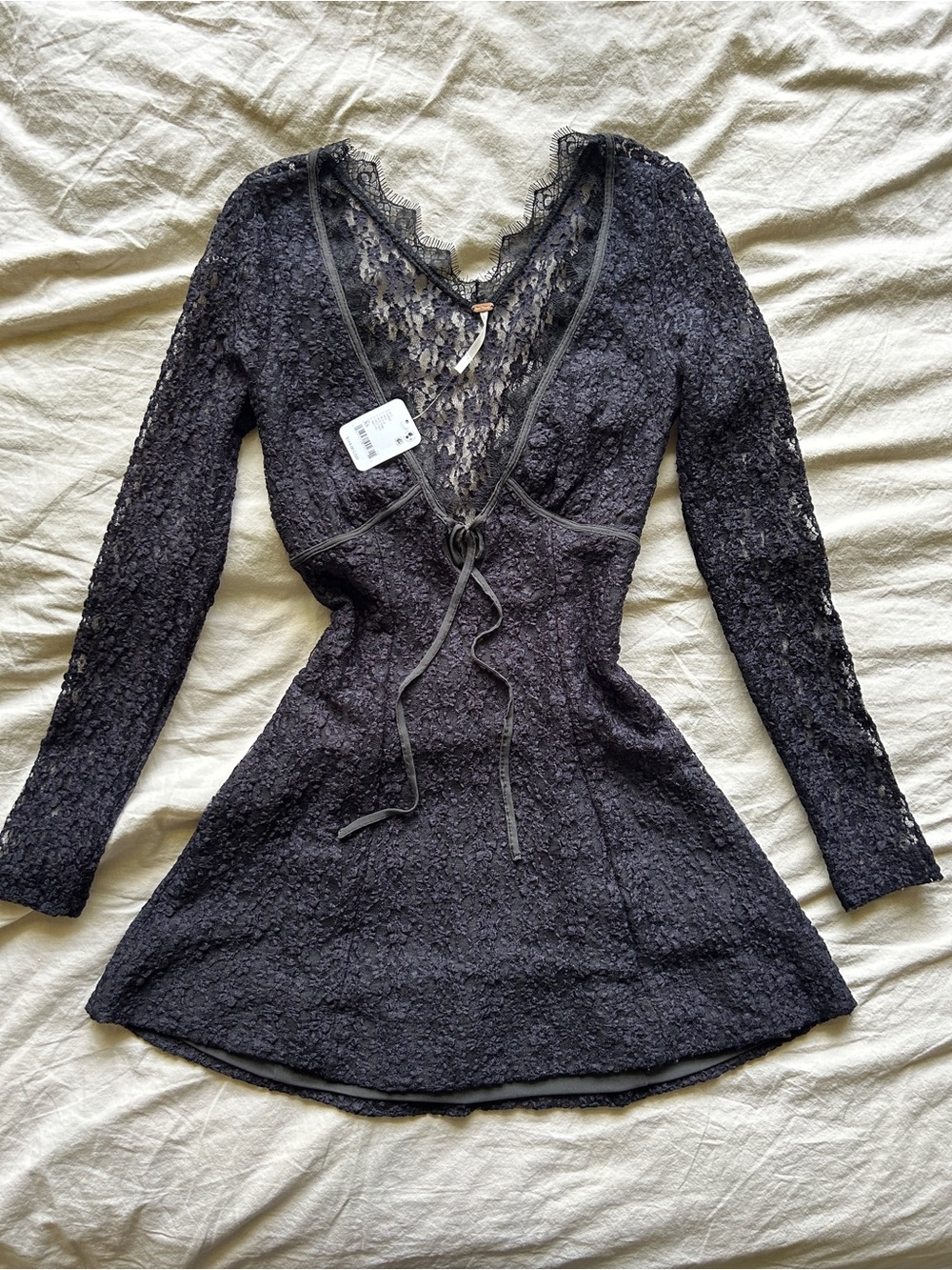 Free People Black Lace Long-Sleeve V-Neck Mini Dress NWT XS